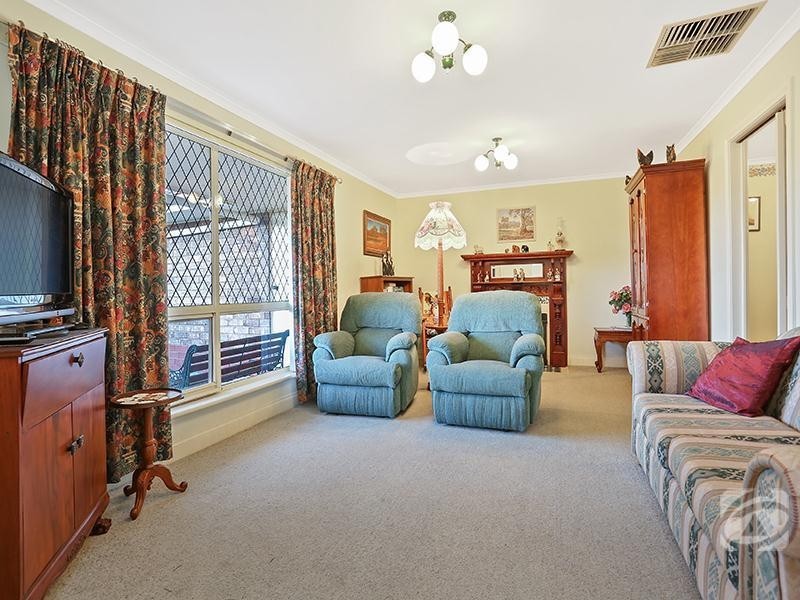 45 Abbott Avenue, Mclaren Vale SA 5171