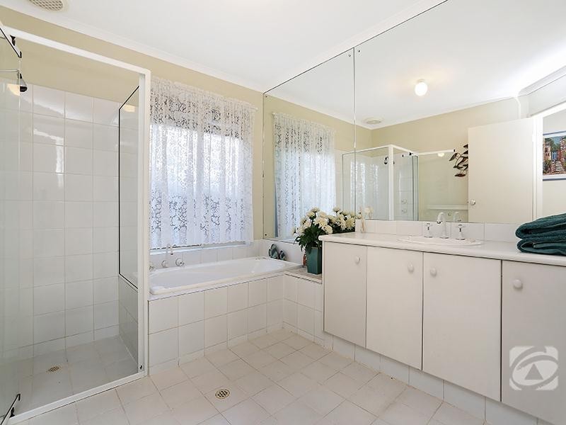 45 Abbott Avenue, Mclaren Vale SA 5171