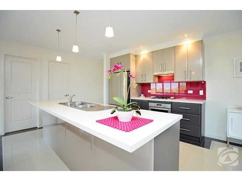 12 George Francis Drive, Mount Compass SA 5210