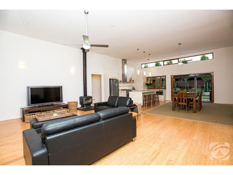 28 Norman Road, Willunga SA 5172