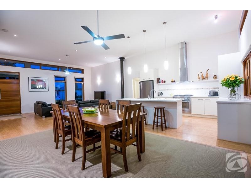 28 Norman Road, Willunga SA 5172