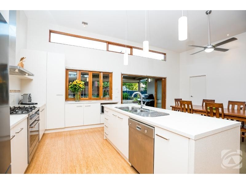 28 Norman Road, Willunga SA 5172