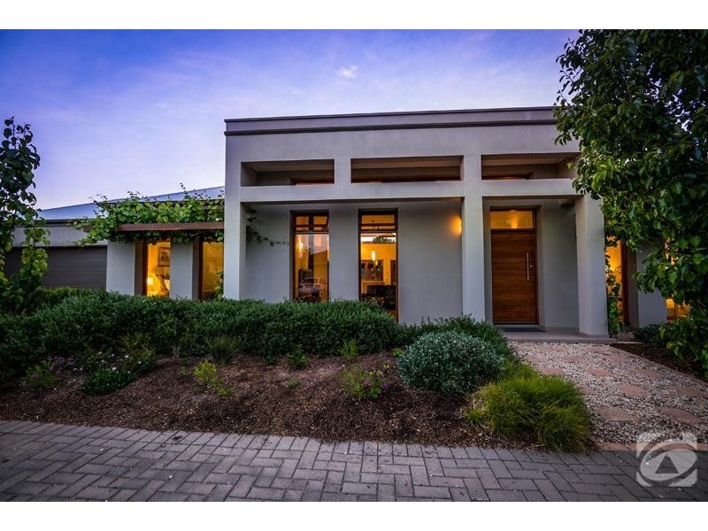 28 Norman Road, Willunga SA 5172