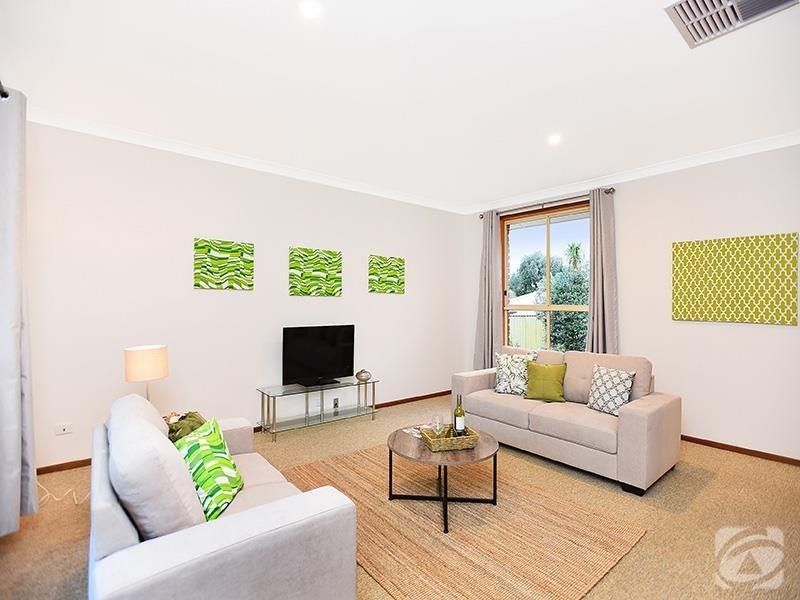 68 Valley View Drive, Mclaren Vale SA 5171