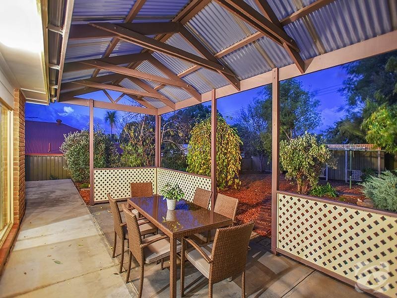 68 Valley View Drive, Mclaren Vale SA 5171