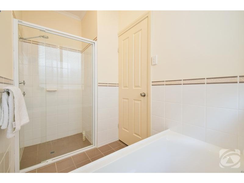 7 Noosa Court, Seaford Rise SA 5169