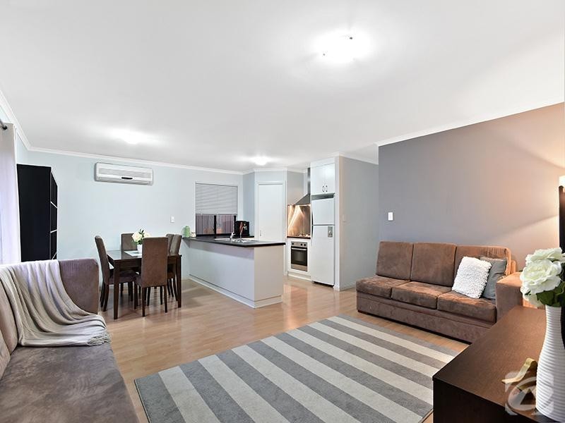 9 Sovereign Drive, Woodcroft SA 5162