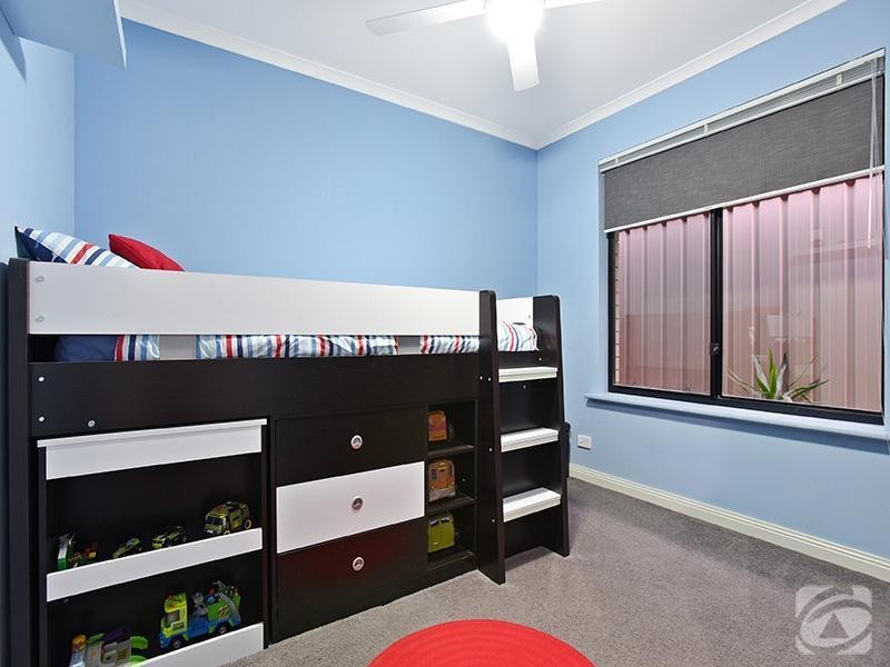 9 Sovereign Drive, Woodcroft SA 5162