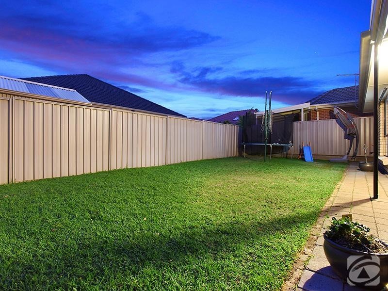 9 Sovereign Drive, Woodcroft SA 5162
