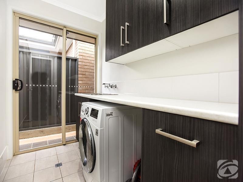 48 Sunderland Crescent, Seaford SA 5169