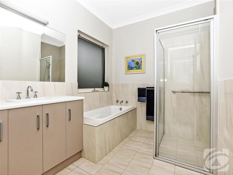 11 Liddiard Street, Mclaren Vale SA 5171