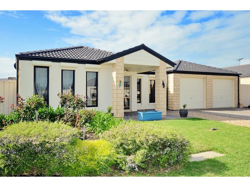 1 Bayside Avenue, Aldinga Beach SA 5173