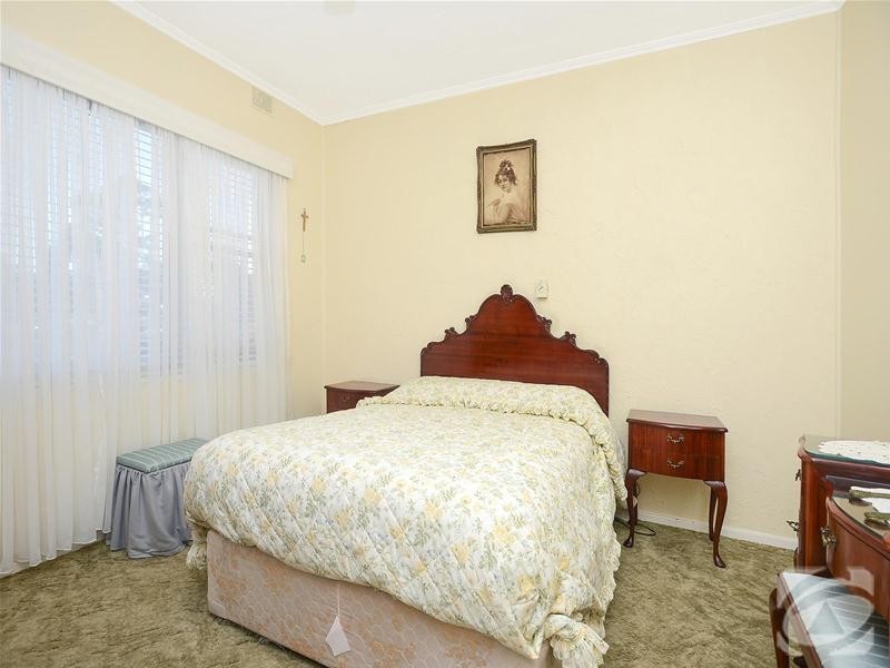 15 Petersen Crescent, Port Noarlunga SA 5167