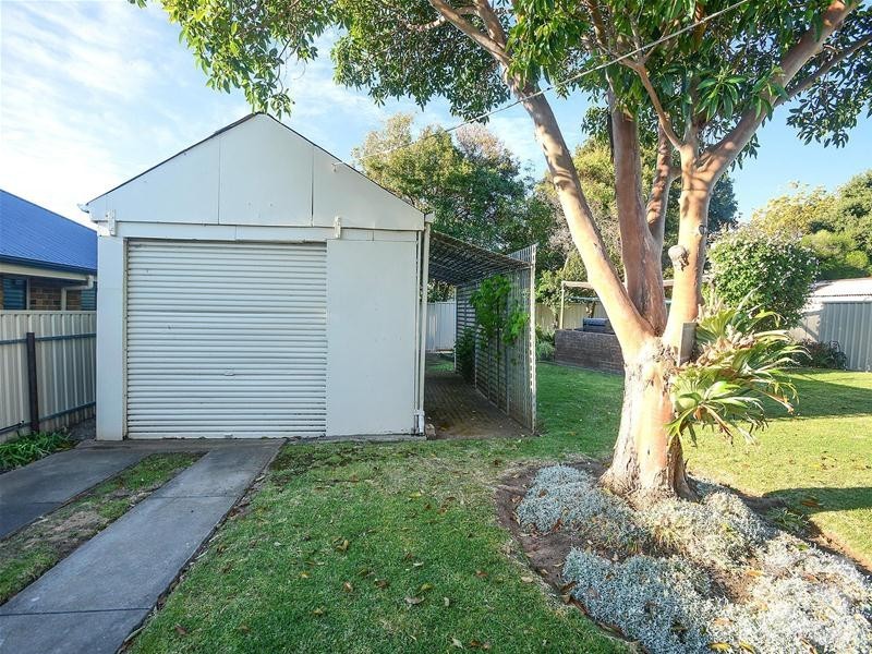 15 Petersen Crescent, Port Noarlunga SA 5167