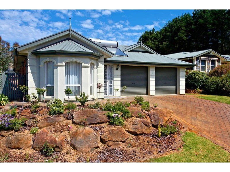 9 Decaux Place, Mount Compass SA 5210