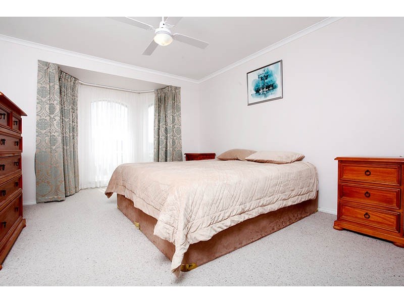 9 Decaux Place, Mount Compass SA 5210