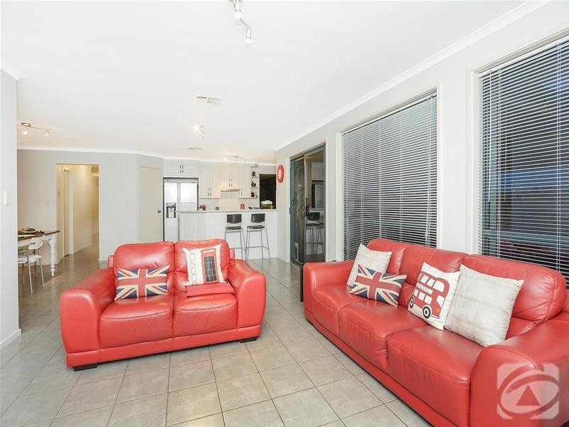 22 Daintree Drive, Seaford Rise SA 5169