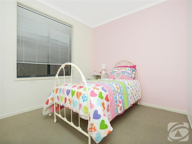 22 Daintree Drive, Seaford Rise SA 5169