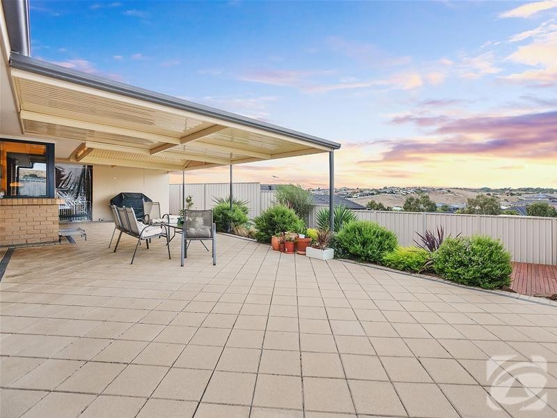 22 Daintree Drive, Seaford Rise SA 5169