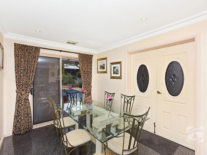 36 Woodhall Drive, Happy Valley SA 5159