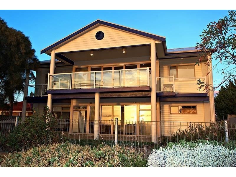 28 Maidencombe Drive, Moana SA 5169