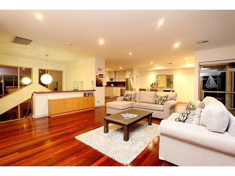 28 Maidencombe Drive, Moana SA 5169