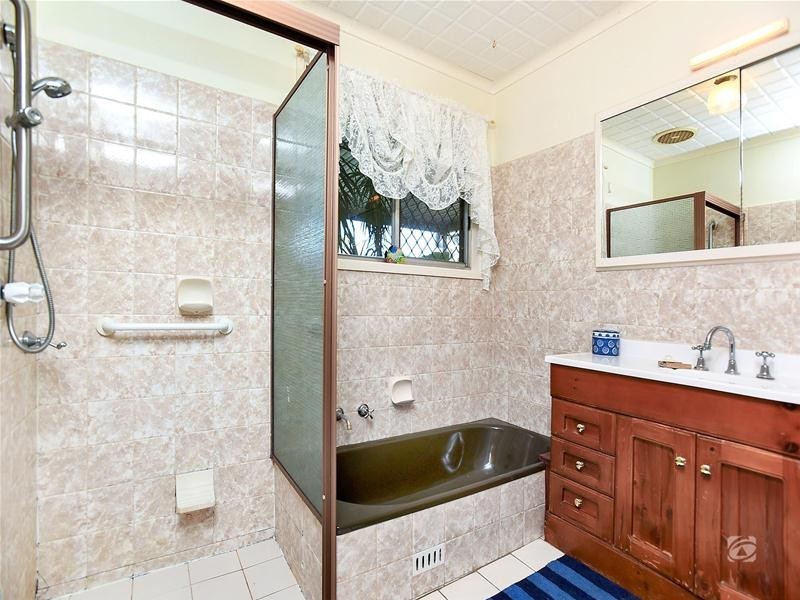 18 Water Street, Old Noarlunga SA 5168