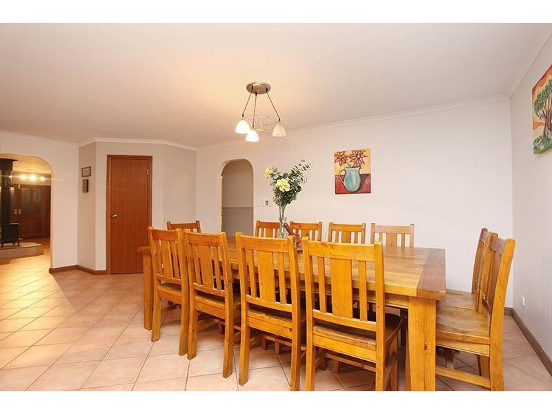 10 Light Place, Mount Compass SA 5210