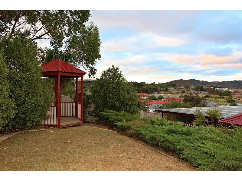 10 Light Place, Mount Compass SA 5210