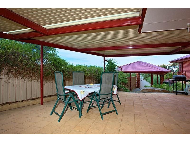 10 Light Place, Mount Compass SA 5210