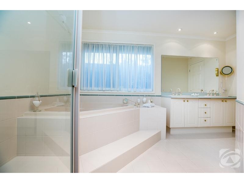 23 Harvest Drive, Mclaren Vale SA 5171