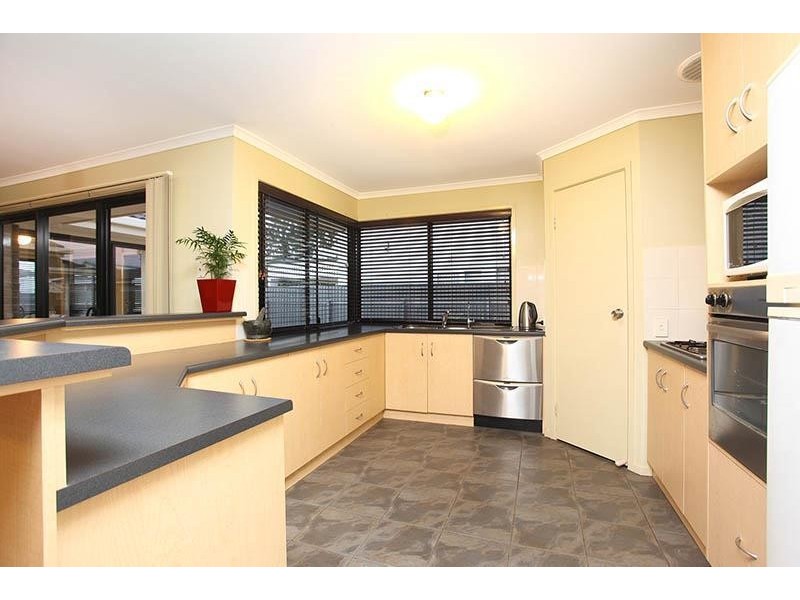 28 Warrigal Road, Aldinga Beach SA 5173