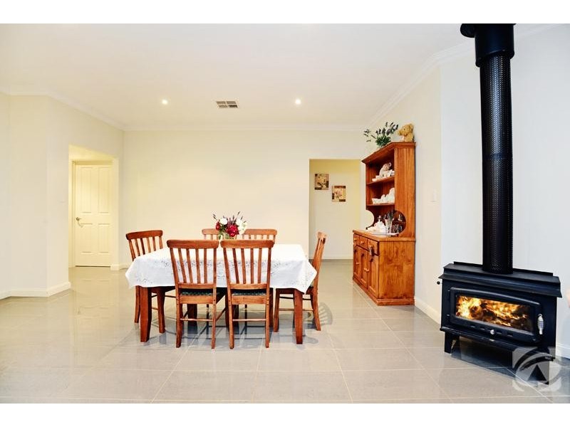 2 Richards Road, Willunga SA 5172