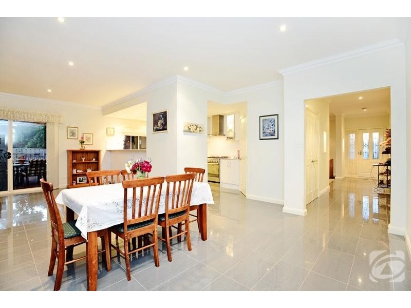 2 Richards Road, Willunga SA 5172