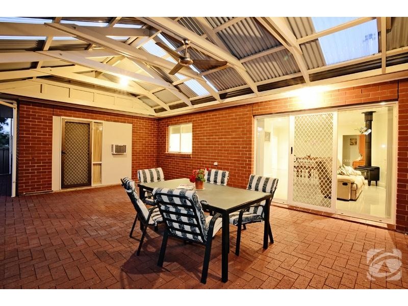 2 Richards Road, Willunga SA 5172