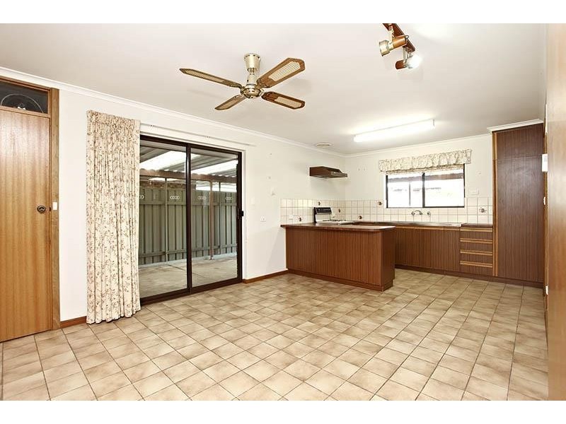 2/8 Richards Road, Willunga SA 5172