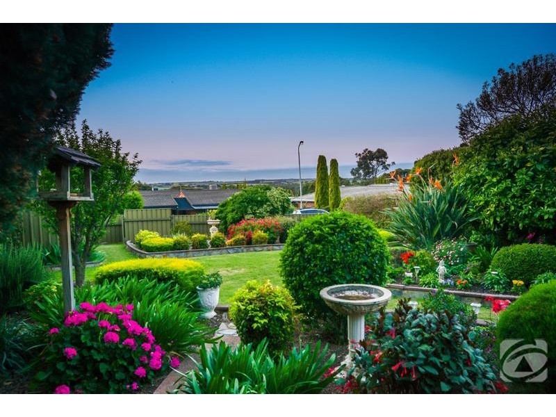 18 Hewitt Drive, Mclaren Vale SA 5171