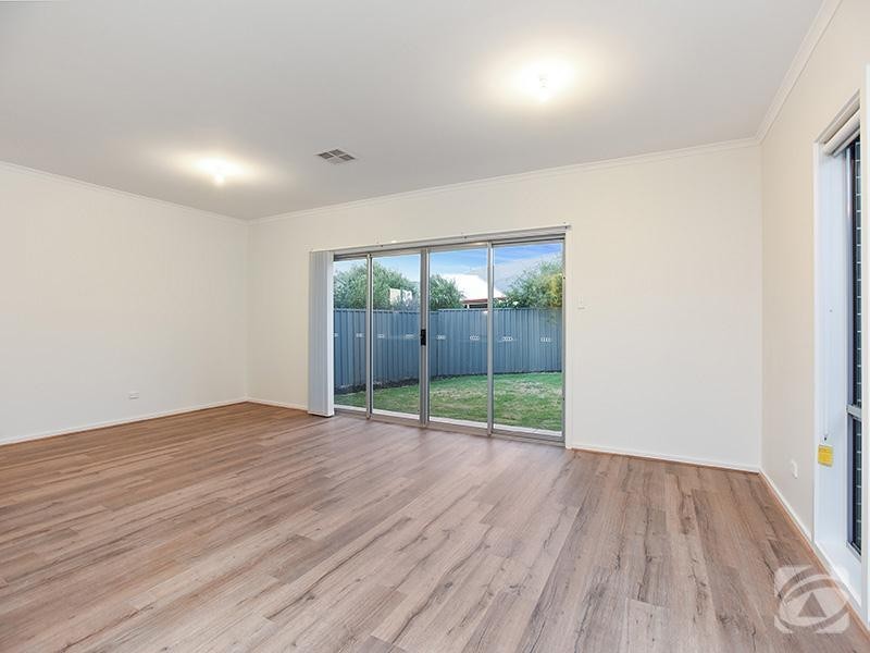 8 Aubrey Drive, Willunga SA 5172