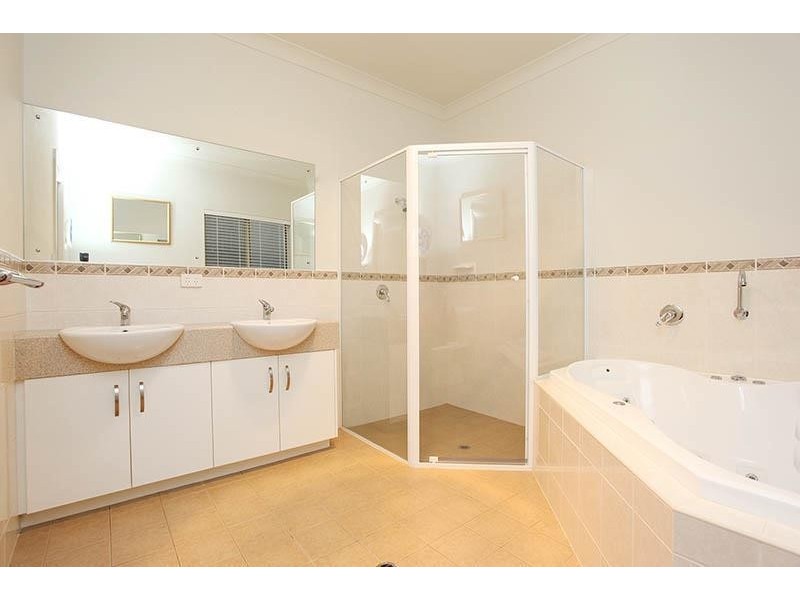 37 Haywood Court, Mount Compass SA 5210