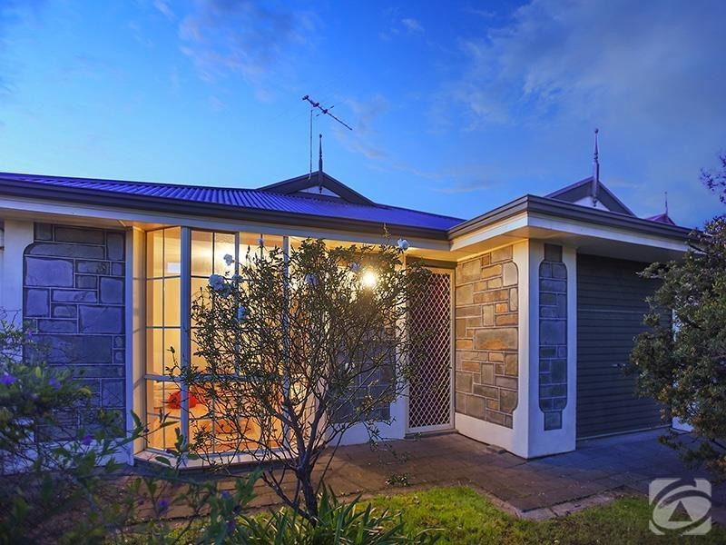 2/7 Endeavour Drive, Seaford Rise SA 5169