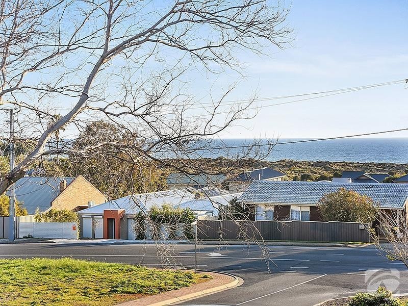 2/7 Endeavour Drive, Seaford Rise SA 5169