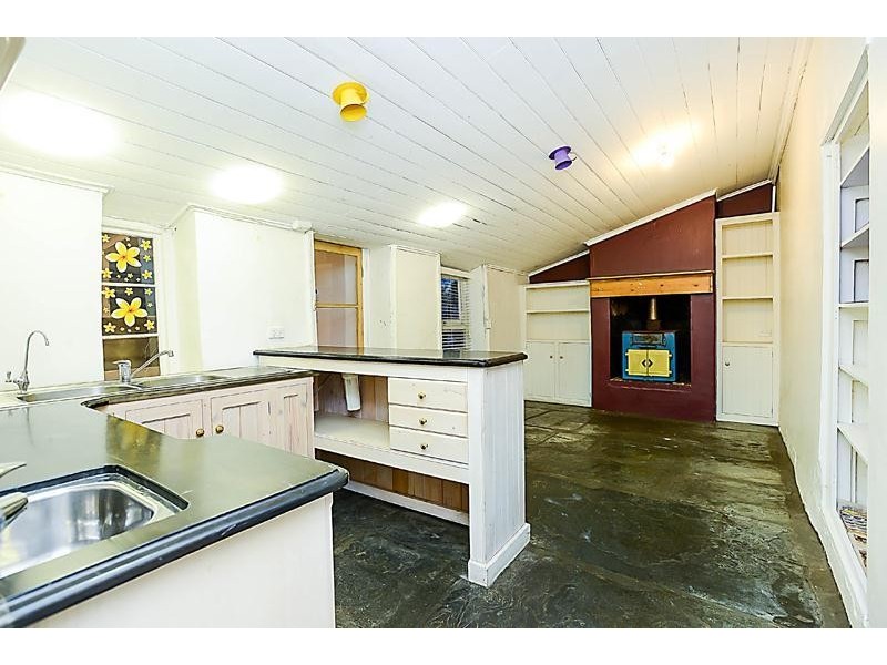 17 Aldinga Road, Willunga SA 5172