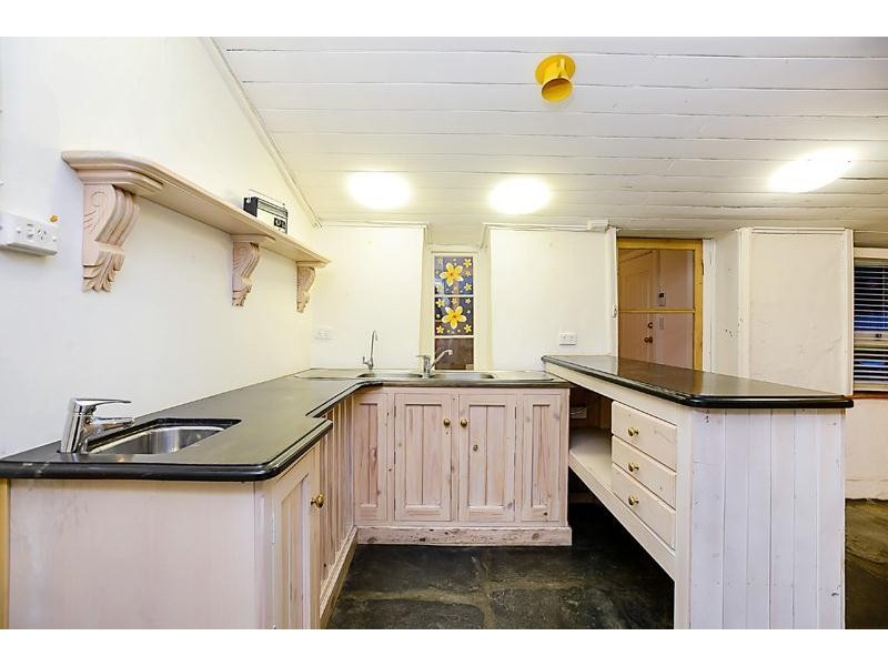 17 Aldinga Road, Willunga SA 5172