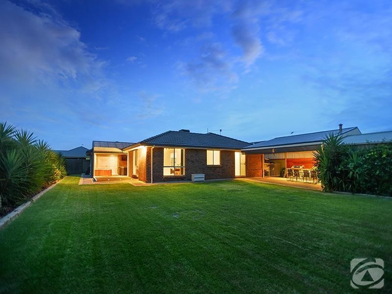 5 Meadow Bank Way, Aldinga Beach SA 5173