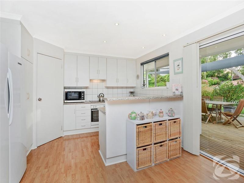 15 Sturt Place, Mount Compass SA 5210