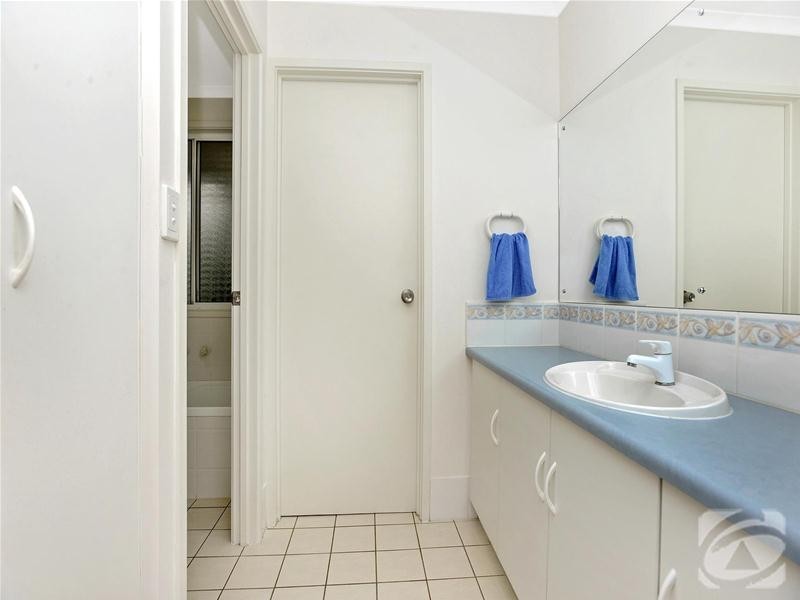 15 Sturt Place, Mount Compass SA 5210