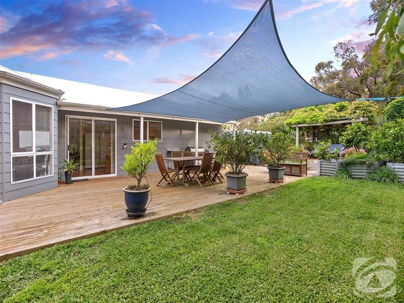 15 Sturt Place, Mount Compass SA 5210