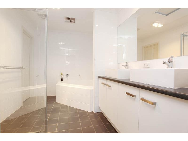 14 Paula Court, Mclaren Flat SA 5171