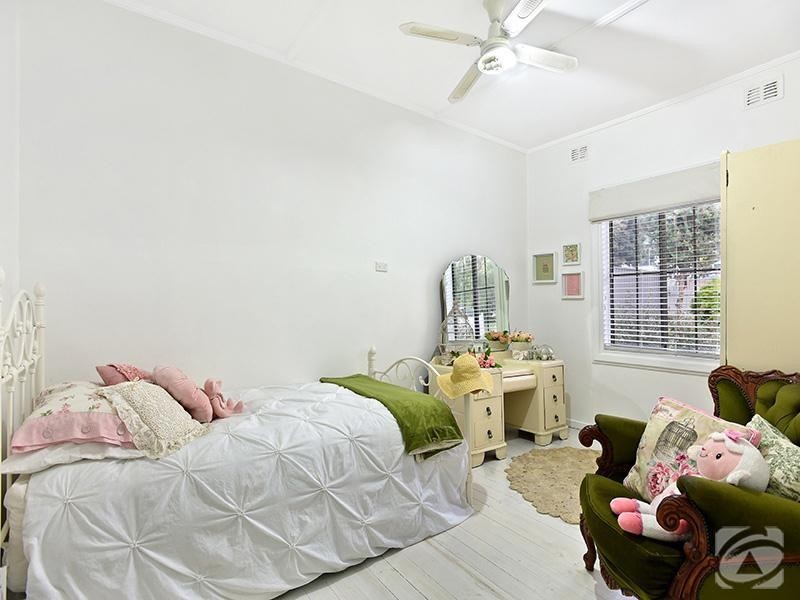 10 Clyde Terrace, Mount Compass SA 5210