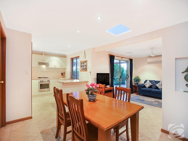 18 Chapman Avenue, Mclaren Vale SA 5171